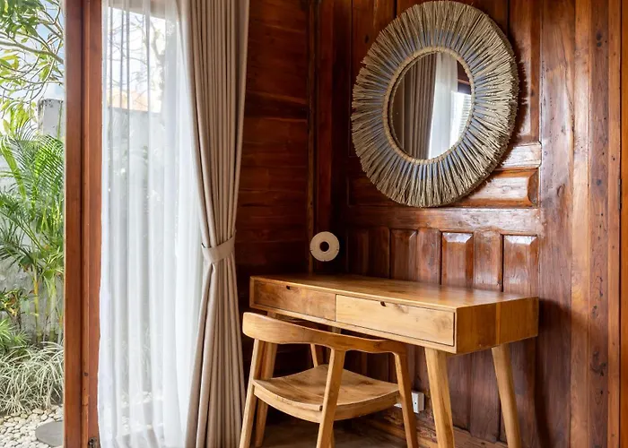 Charming 2br Wooden With Lush Garden Oasis By Santi Management